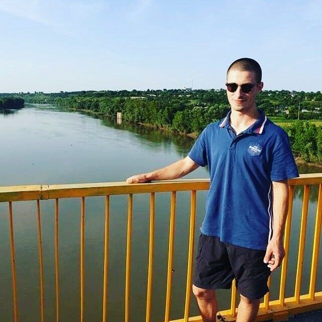 ���� 16741989 ������� Victor, 32 ����, ���� ���������� � ���������