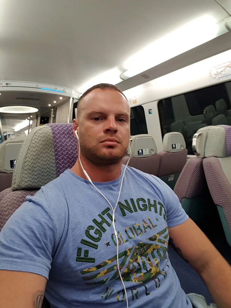  29427299  Alexey, 36 ,    