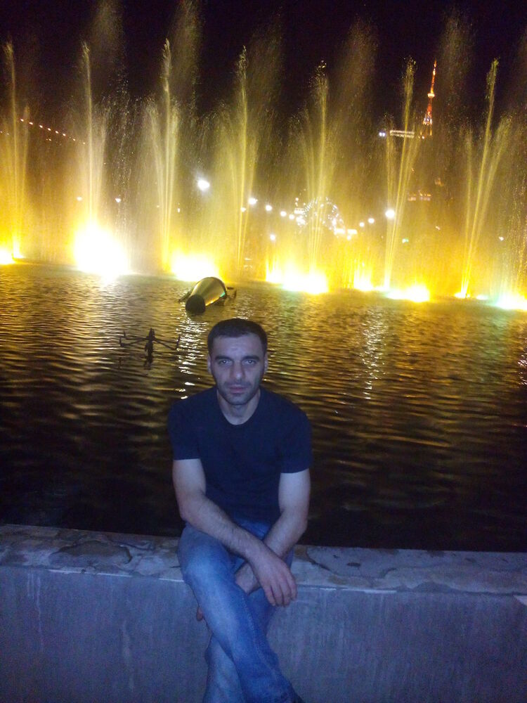  7962159  Irakli27, 44 ,    