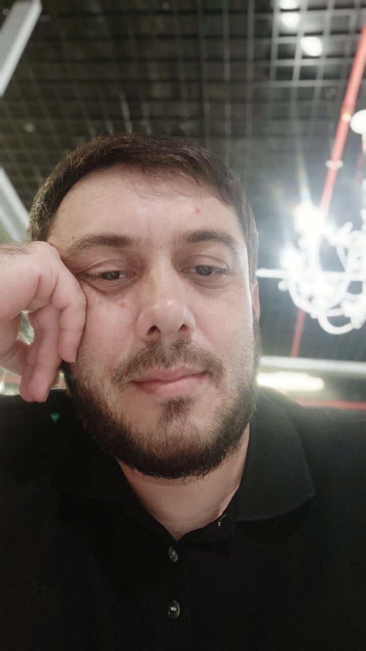  54124459  Murad, 36 ,    