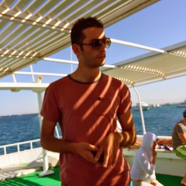  6526969  Garnik, 46 ,    