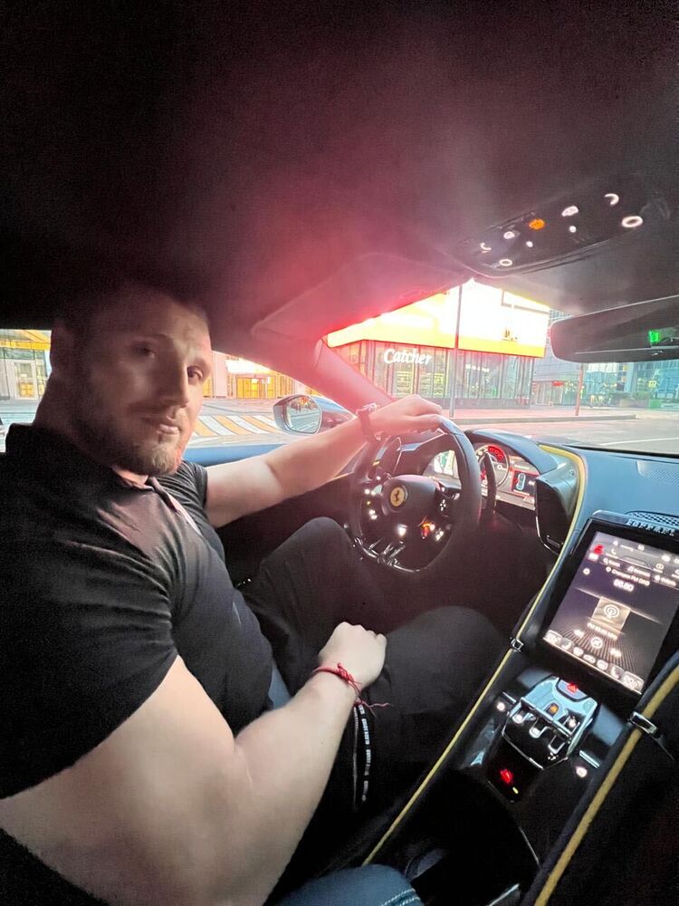  ,   Alex, 31 ,   , 