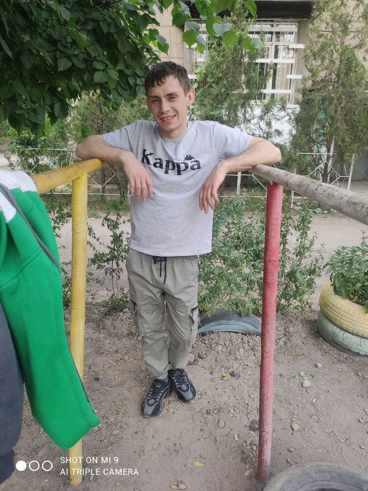  34693449  OleG, 25 ,    