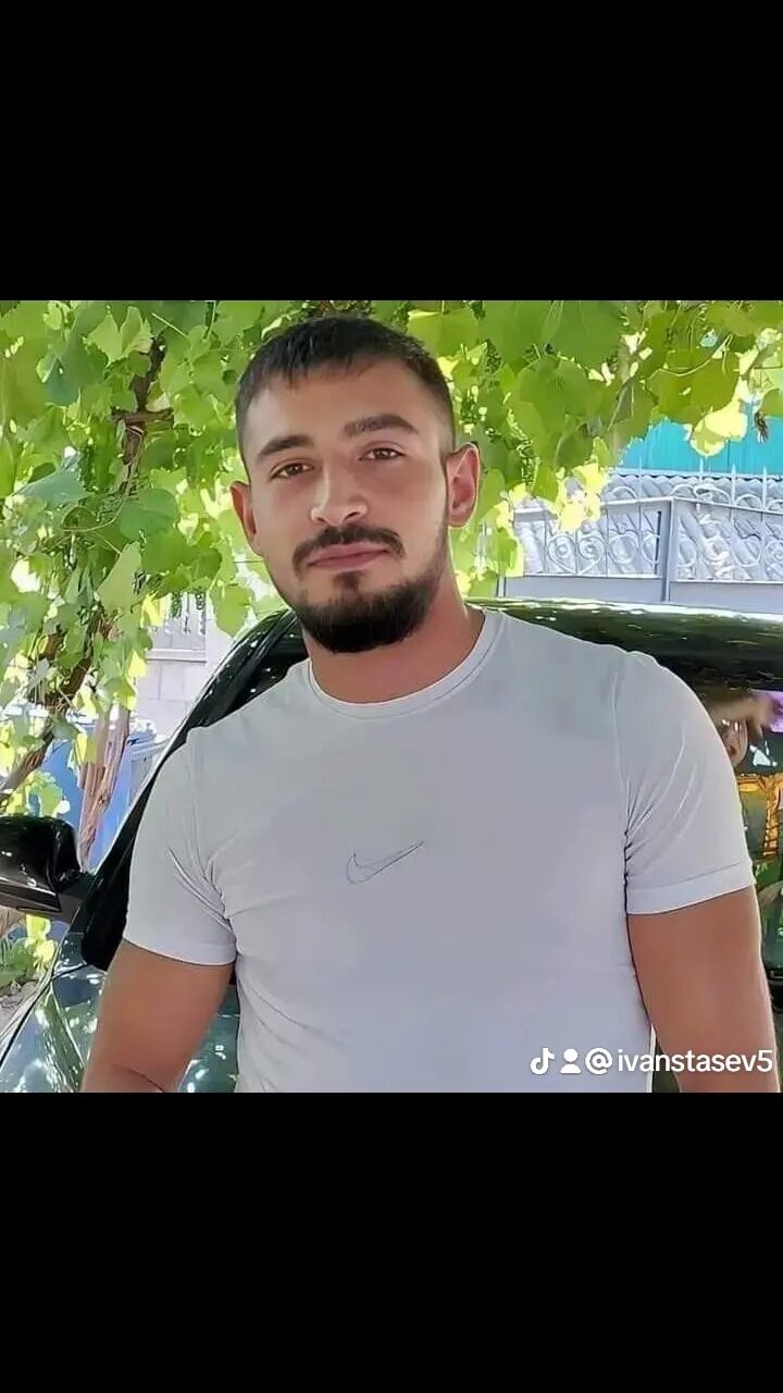  ,   Ivan, 24 ,   ,   