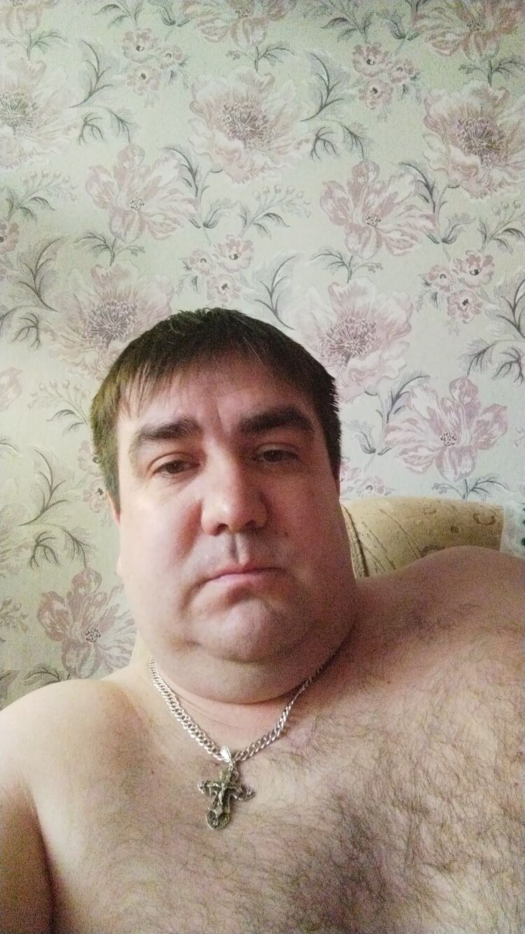  42849799  Pavel, 37 ,    