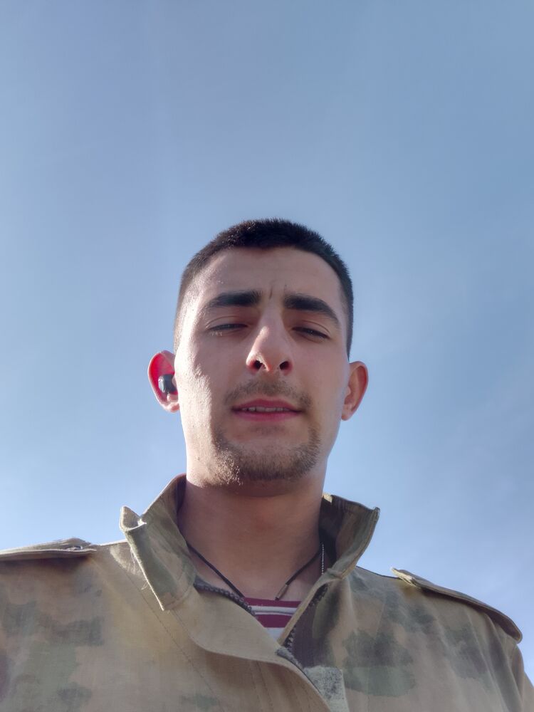  37811859  Alexey, 23 ,    