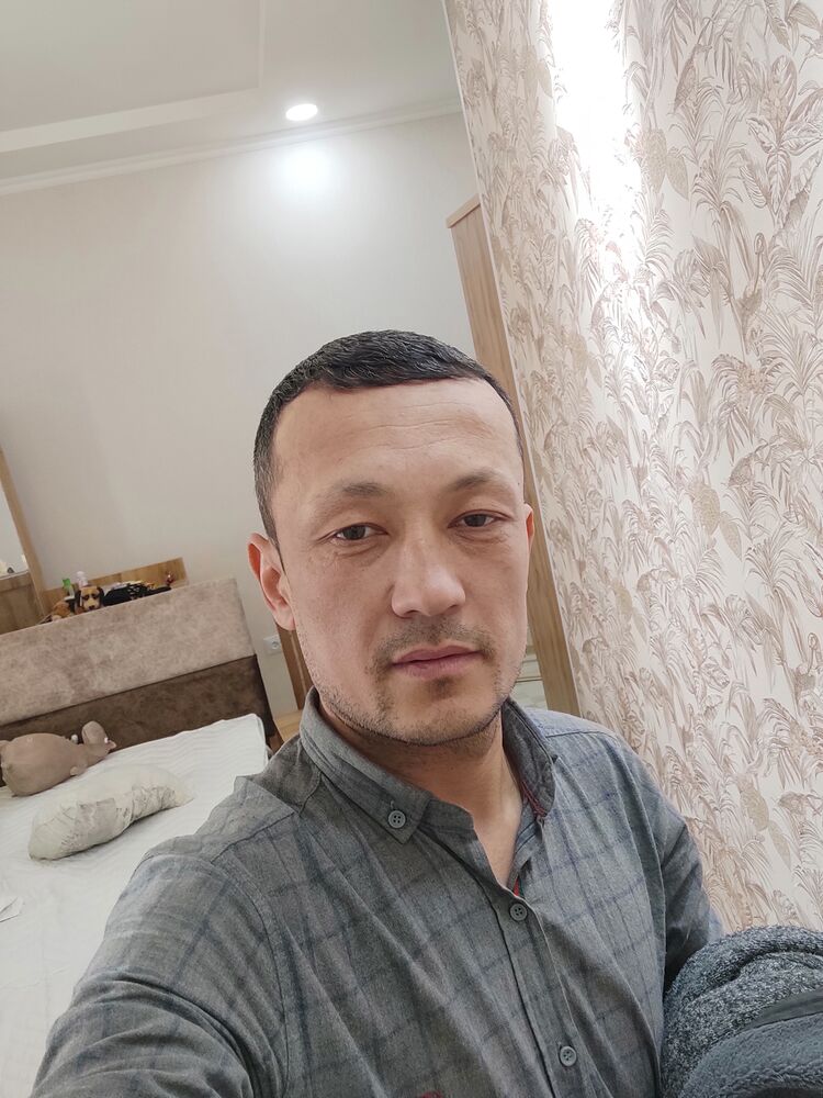  45052859  Hikmat, 39 ,    