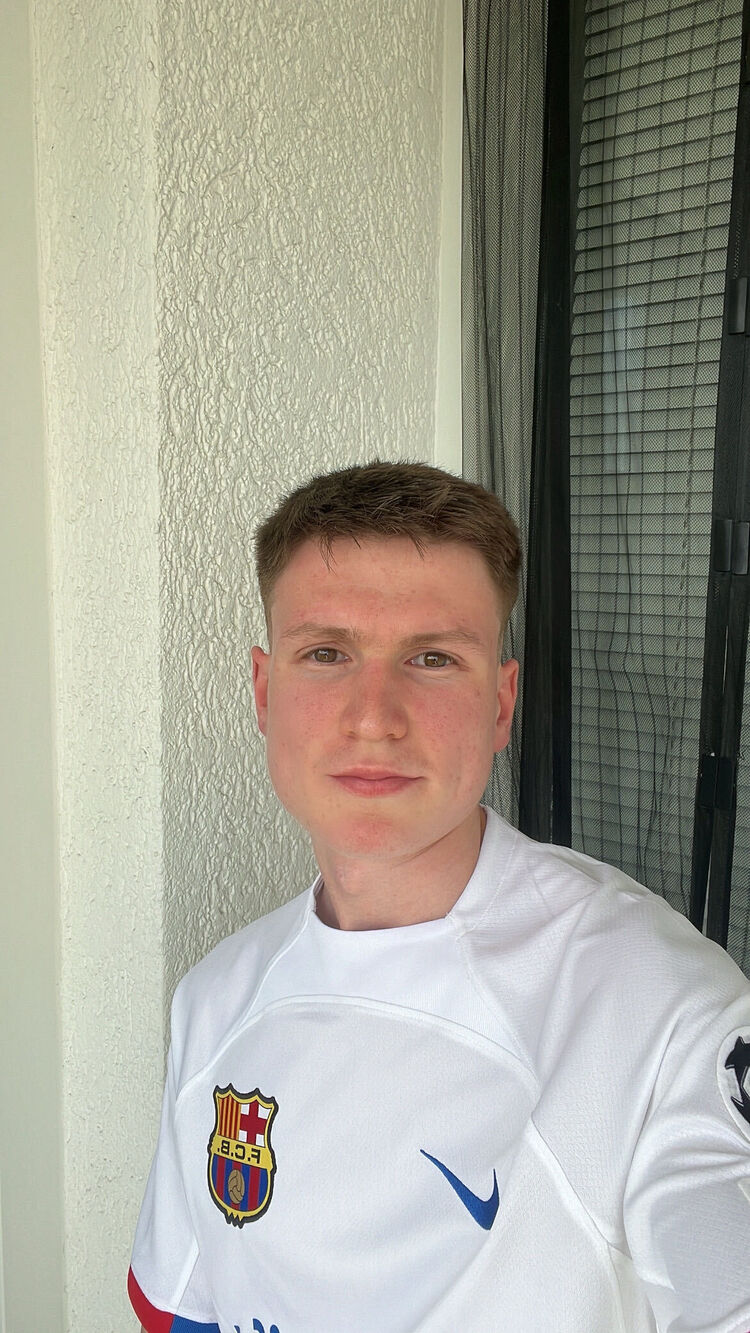  52748699  Ivar, 22 ,    Frankfurt Am Main