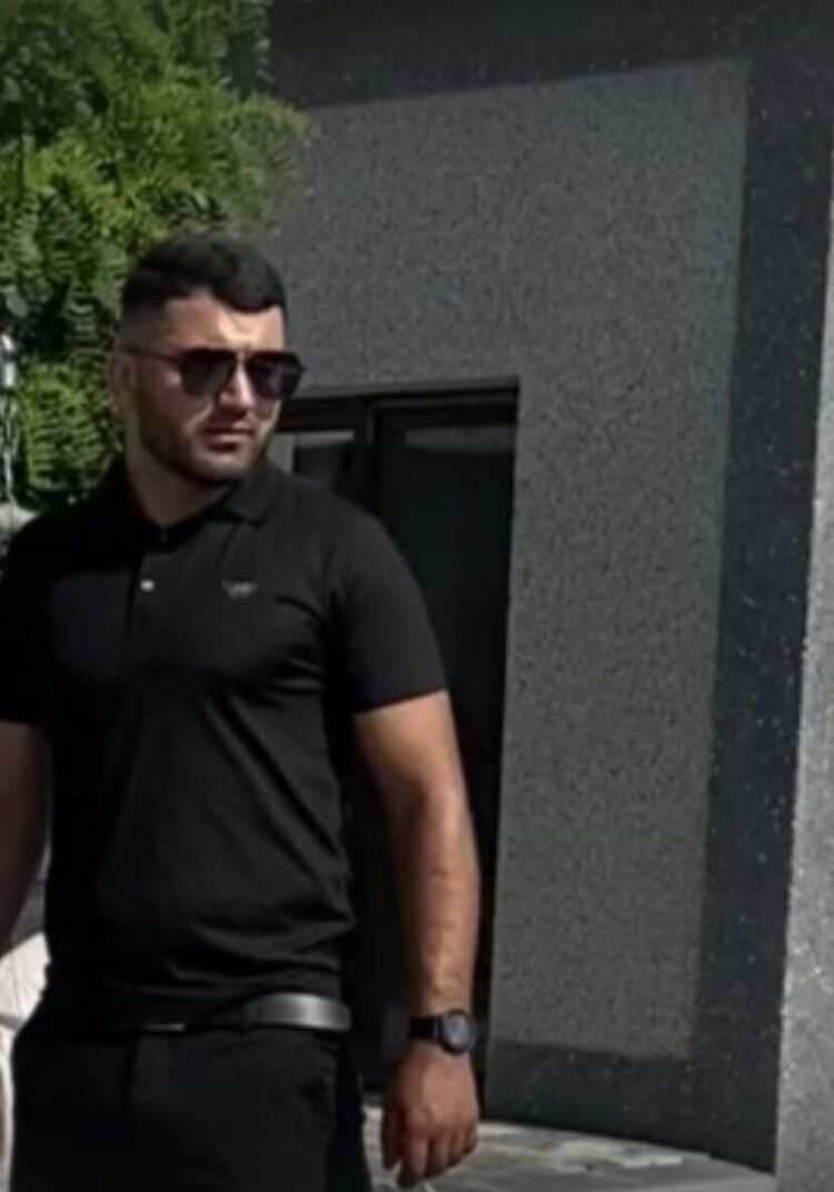  ,   Torgom, 28 ,   ,   