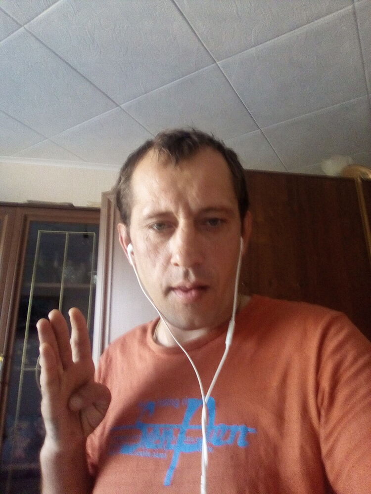 20048649  , 42 ,    