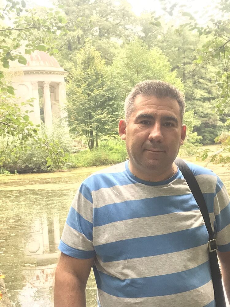  17787399  Sergey, 52 ,    