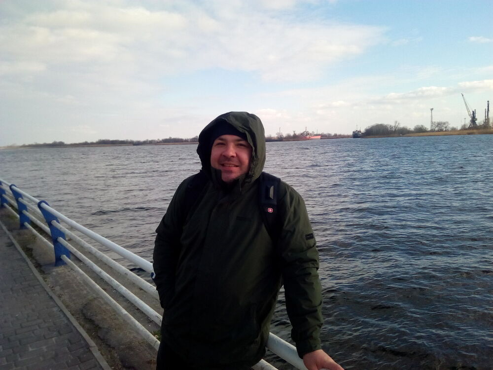  11096309  Egor, 45 ,    
