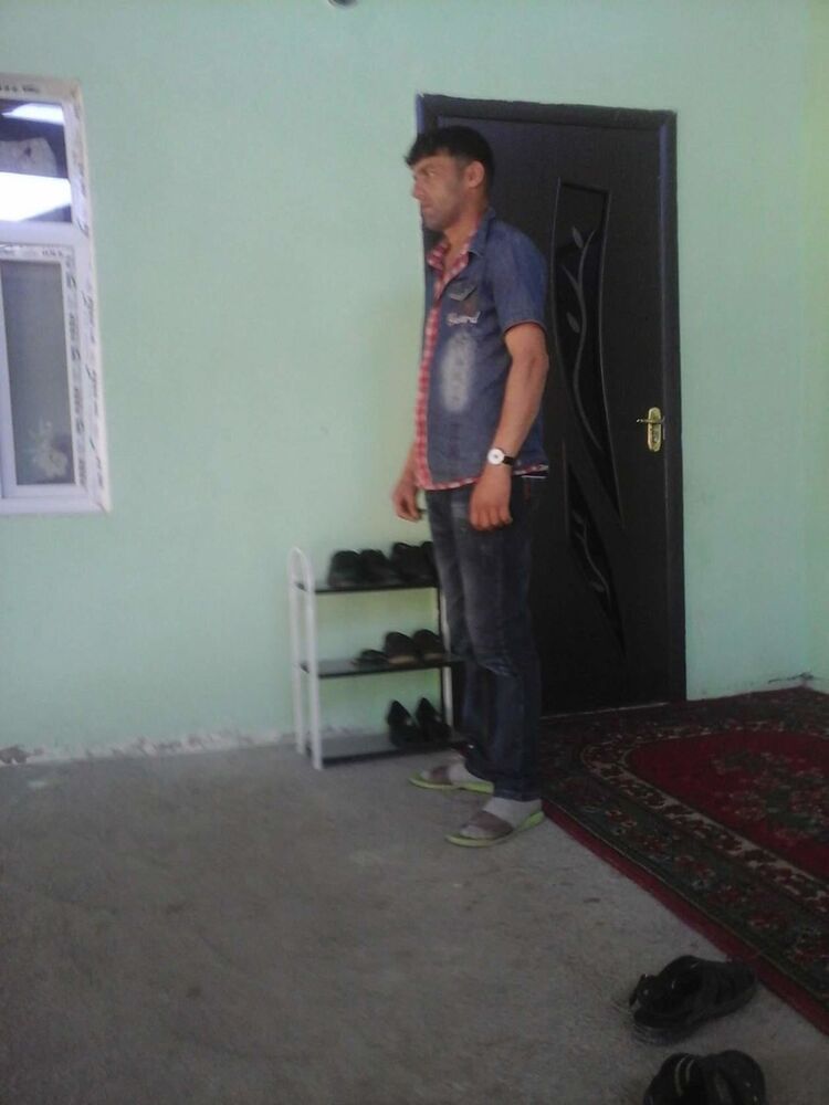  18943469  , 42 ,    -