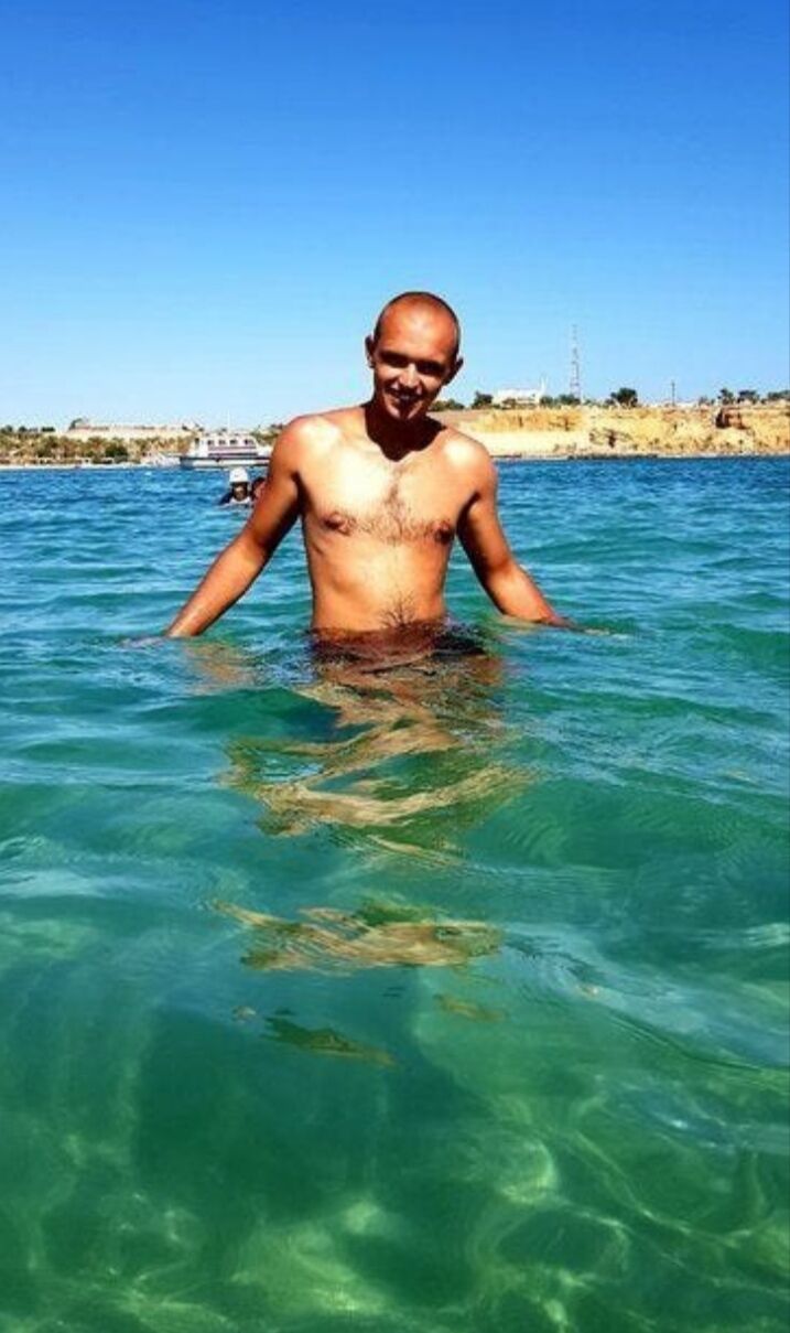  ,   Yaroslav, 28 ,   ,   , c , 