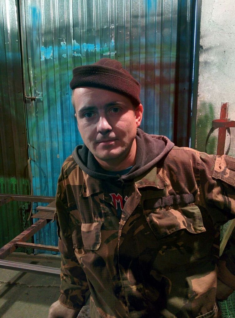  16711239  Anton, 39 ,    
