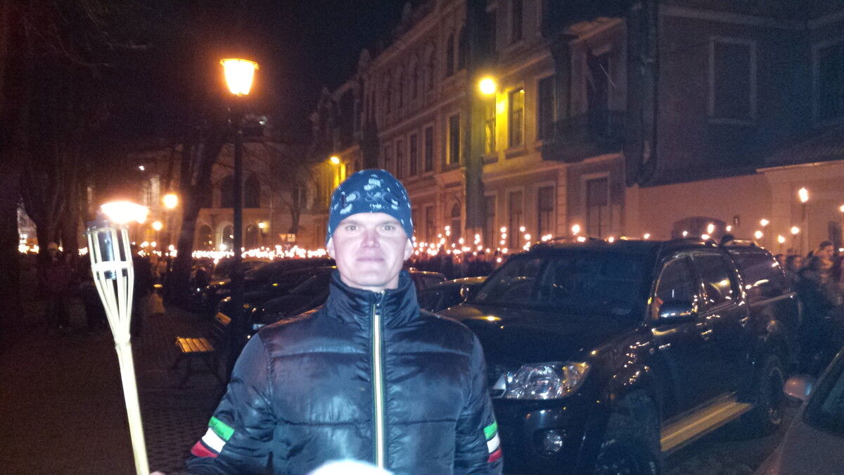 ���� 5325819 ������� Artis, 44 ����, ���� ���������� � ����