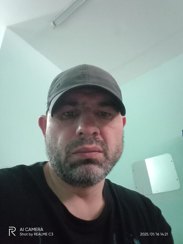  ,   Slava, 43 ,   ,   