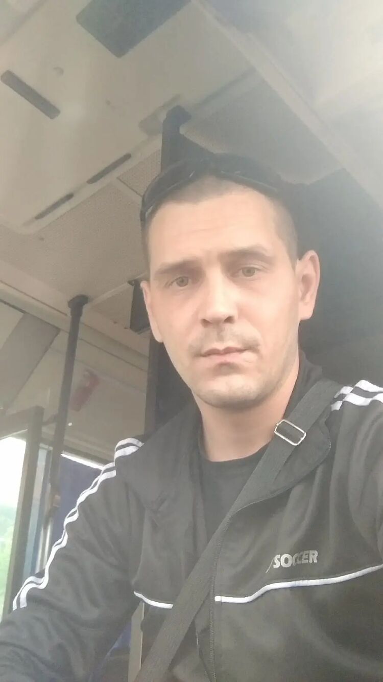  30944759  , 33 ,    