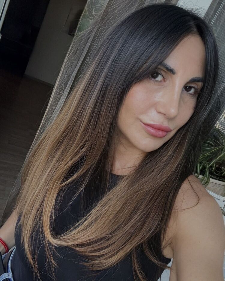  53295679  Karina, 51 ,    