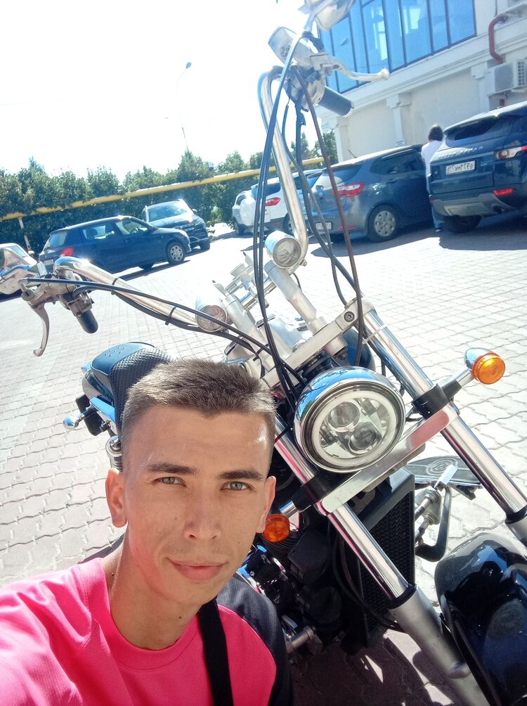  33413809  Alexander, 31 ,    