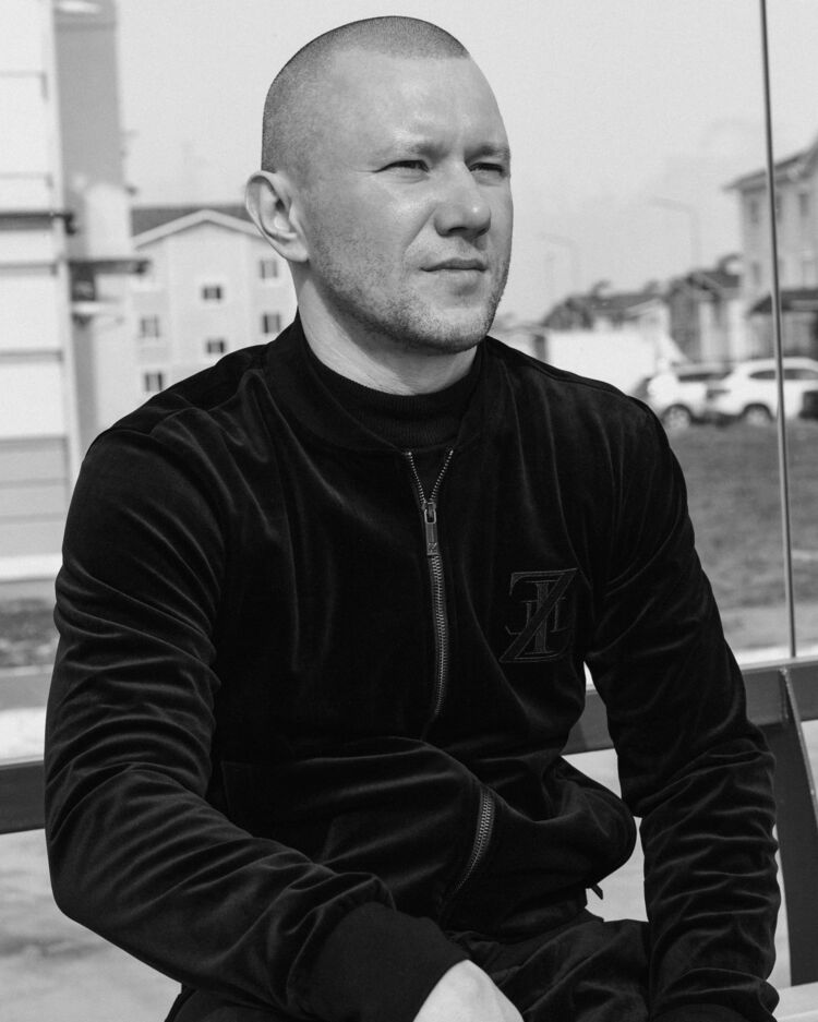  ,   Vlad, 34 ,   ,   