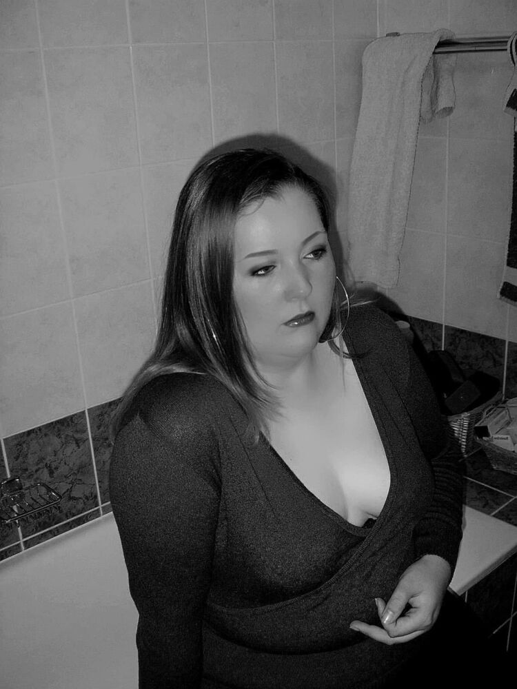  ,   Annik, 35 ,   ,   , c 