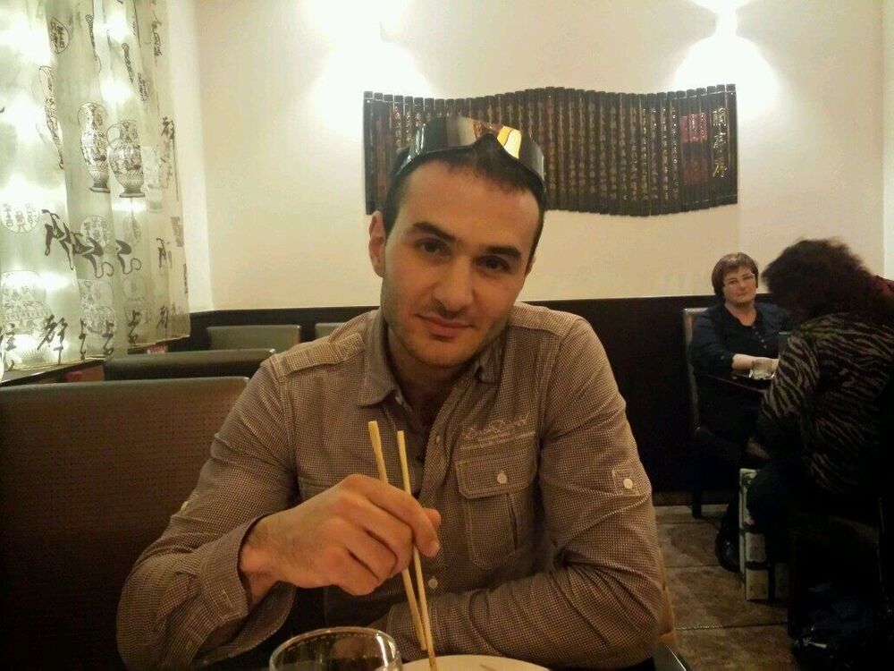  ,   Ilyas, 41 ,   ,   , c , 