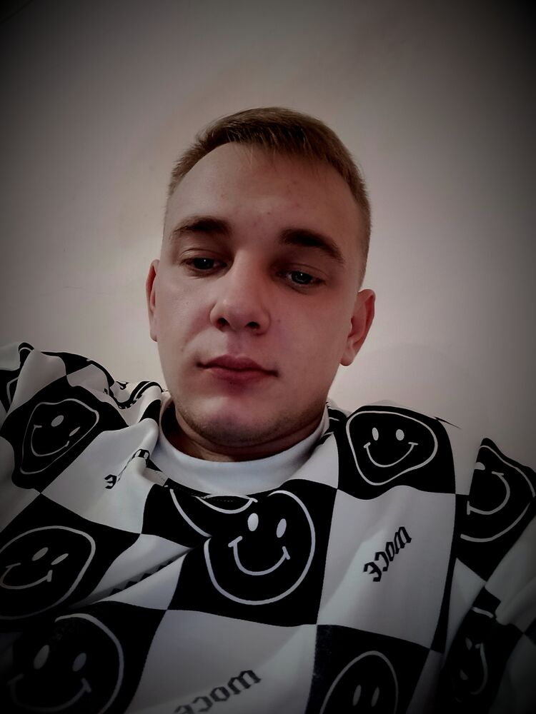  40669439  Vladimir, 21 ,    