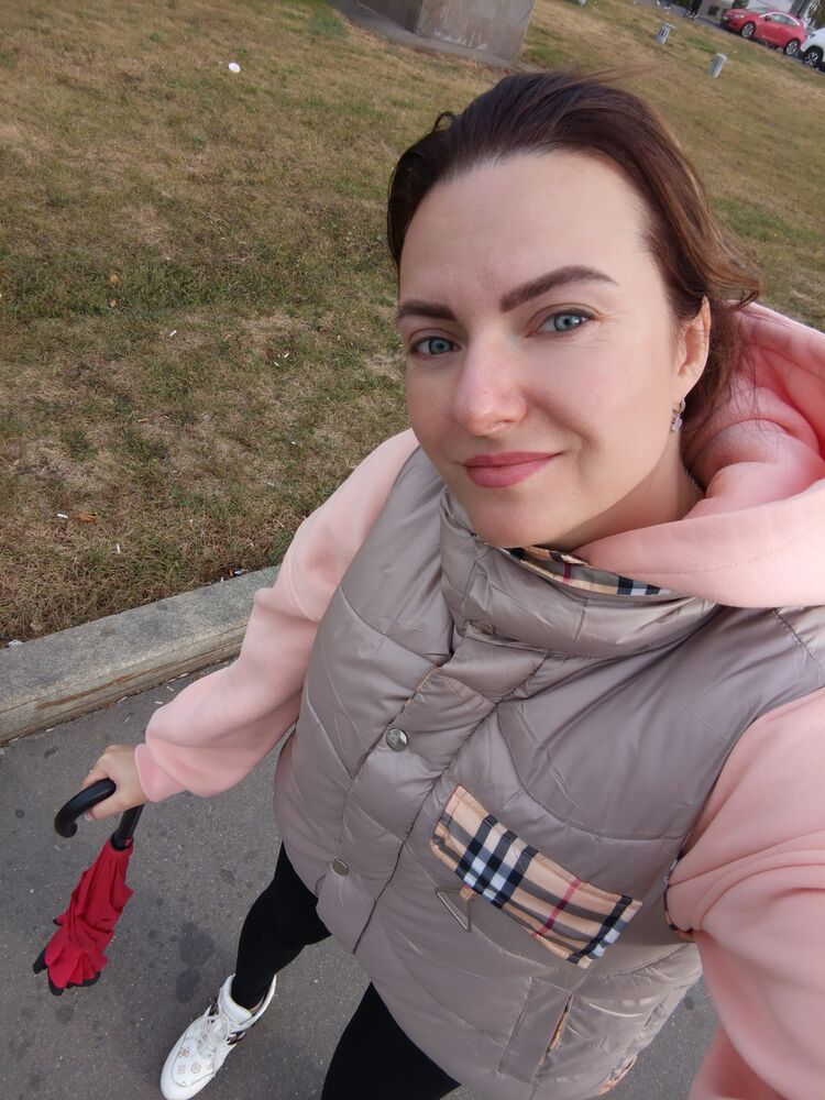  50183209  Juliya, 40 ,    