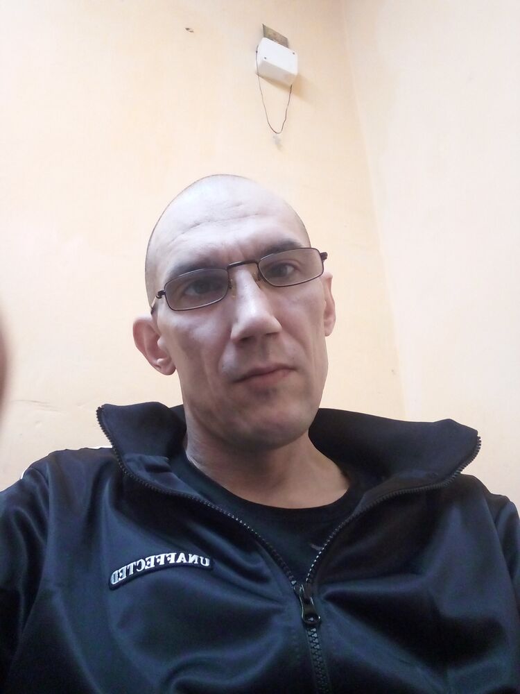  49952289  , 39 ,    