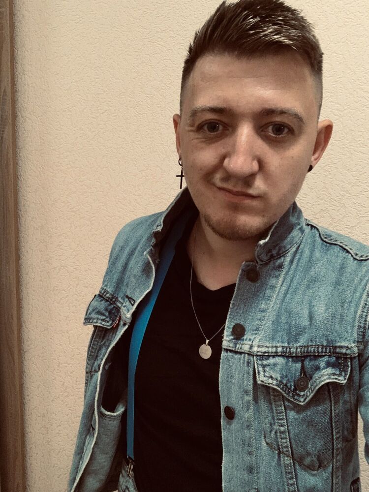 ,   Sasha, 30 ,   ,   