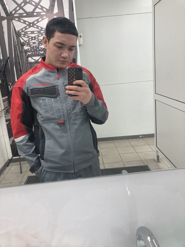 42808309  , 22 ,    