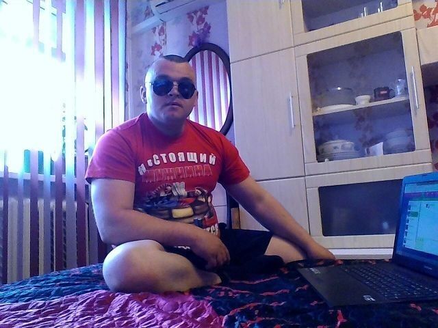  8783599  , 44 ,    