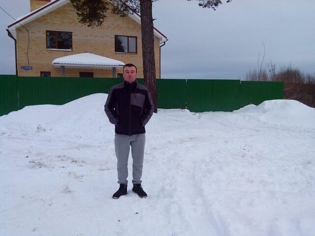  8429569  Ruslan, 49 ,    