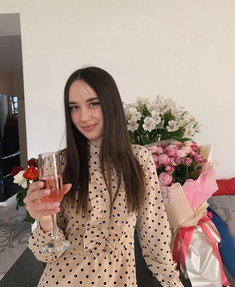  --,   , 23 ,     , c 