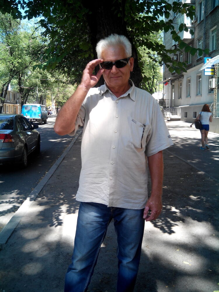  6853029  Vitaliy, 67 ,    