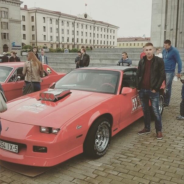  ,   Pavel, 32 ,   