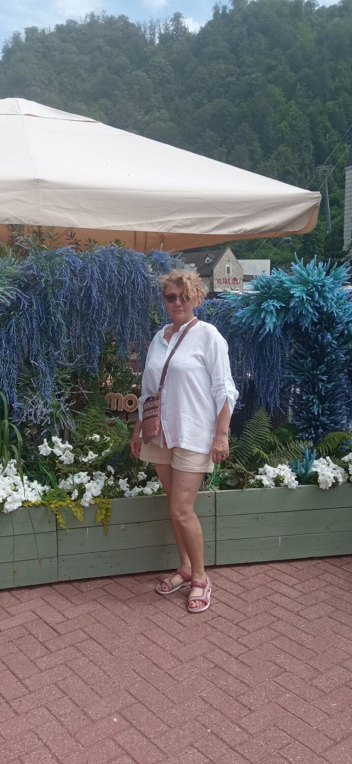   ,   Marina, 56 ,   c 