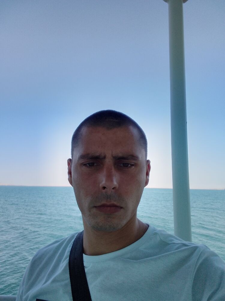  46352359  , 34 ,    