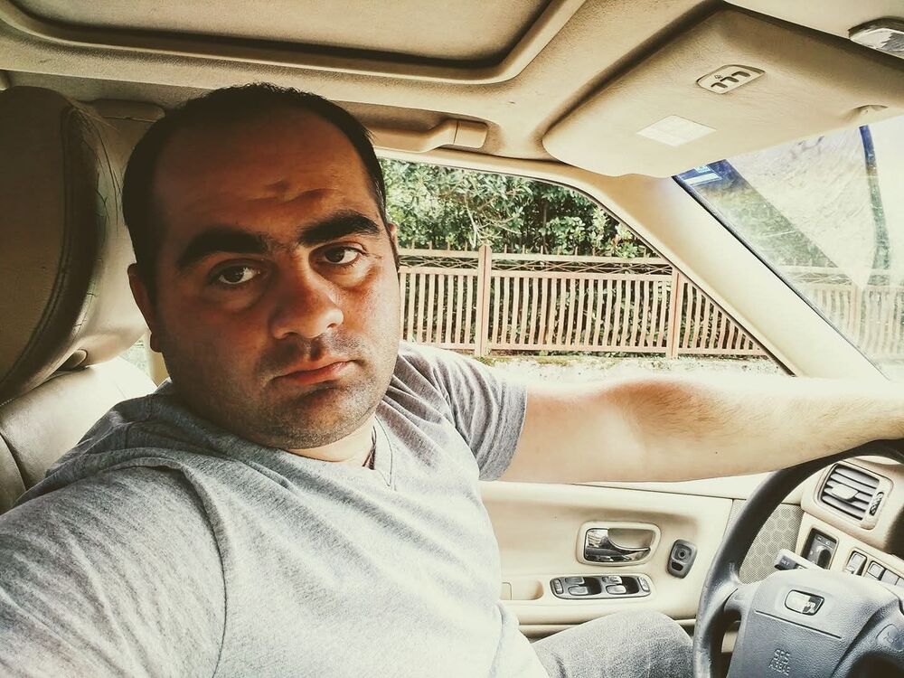  53627739  Achi, 40 ,    