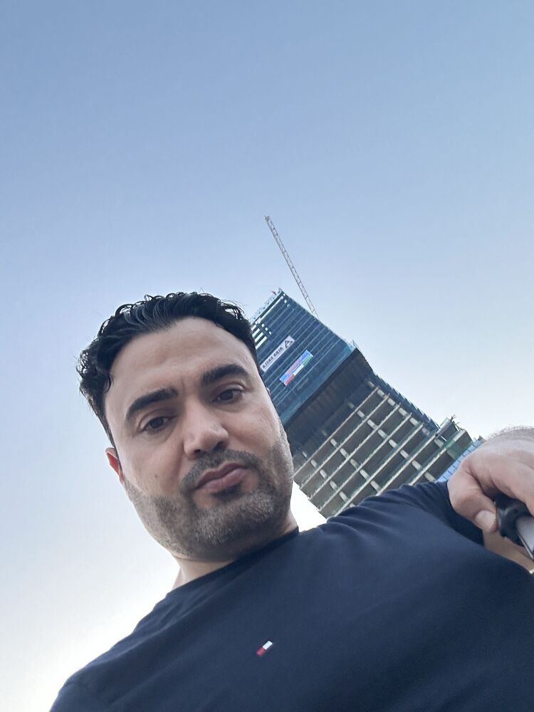  35402549  Samer, 37 ,    