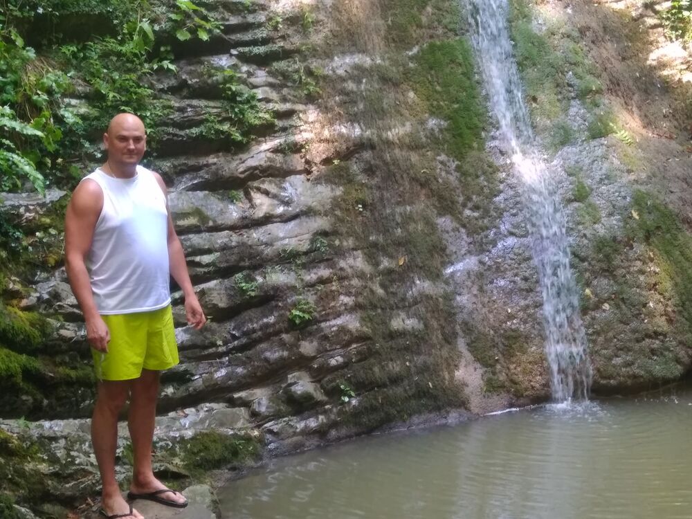  28628549  , 40 ,    -