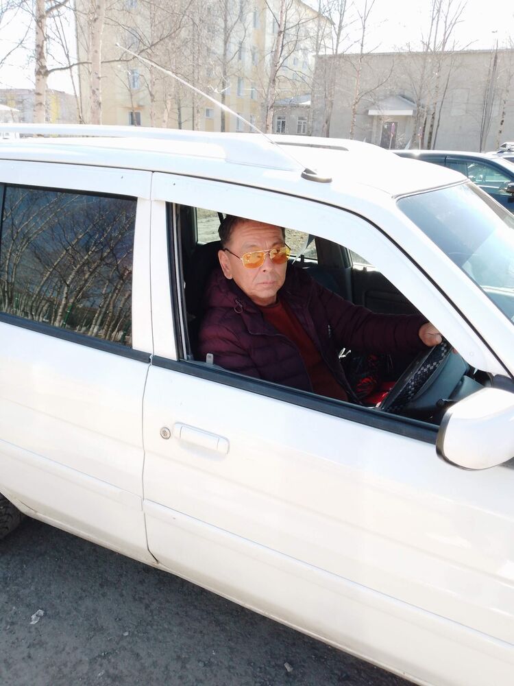  52518179  , 61 ,    -