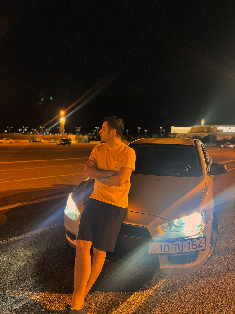  53040979  , 31 ,    