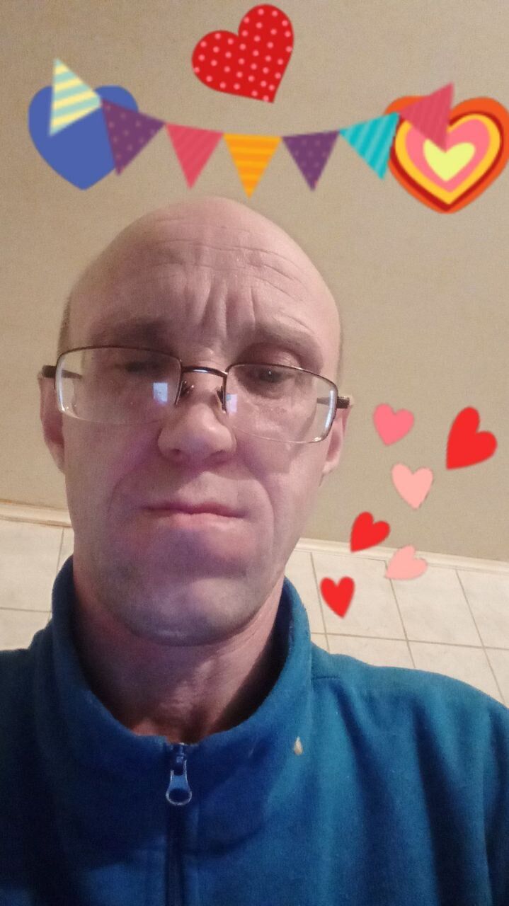  37694579  , 49 ,    
