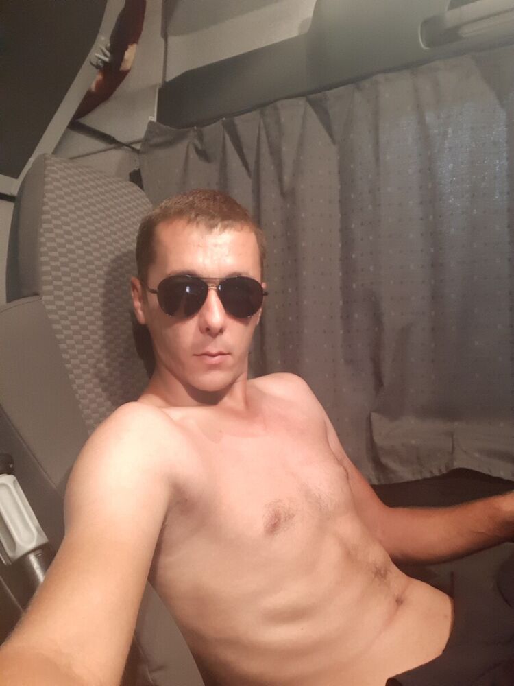  ,   Jamshid, 37 ,   ,   
