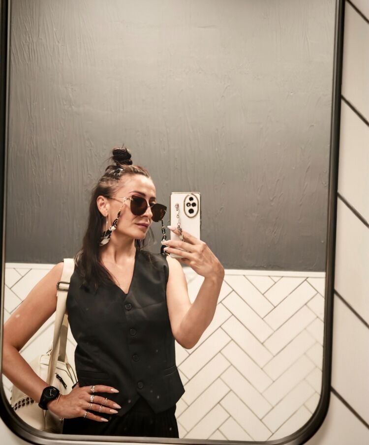 ���� 55597269 ������� Lili, 37 ���, ���� ���������� � �������