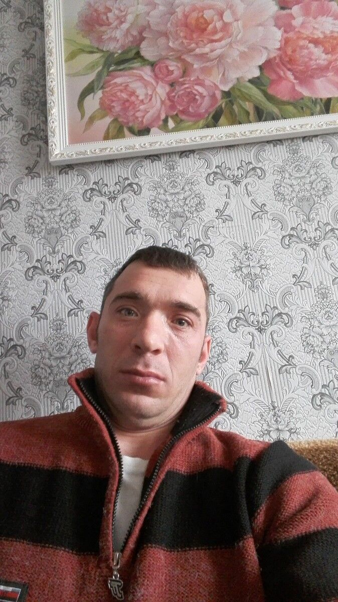  11621019  Mamyt, 40 ,    