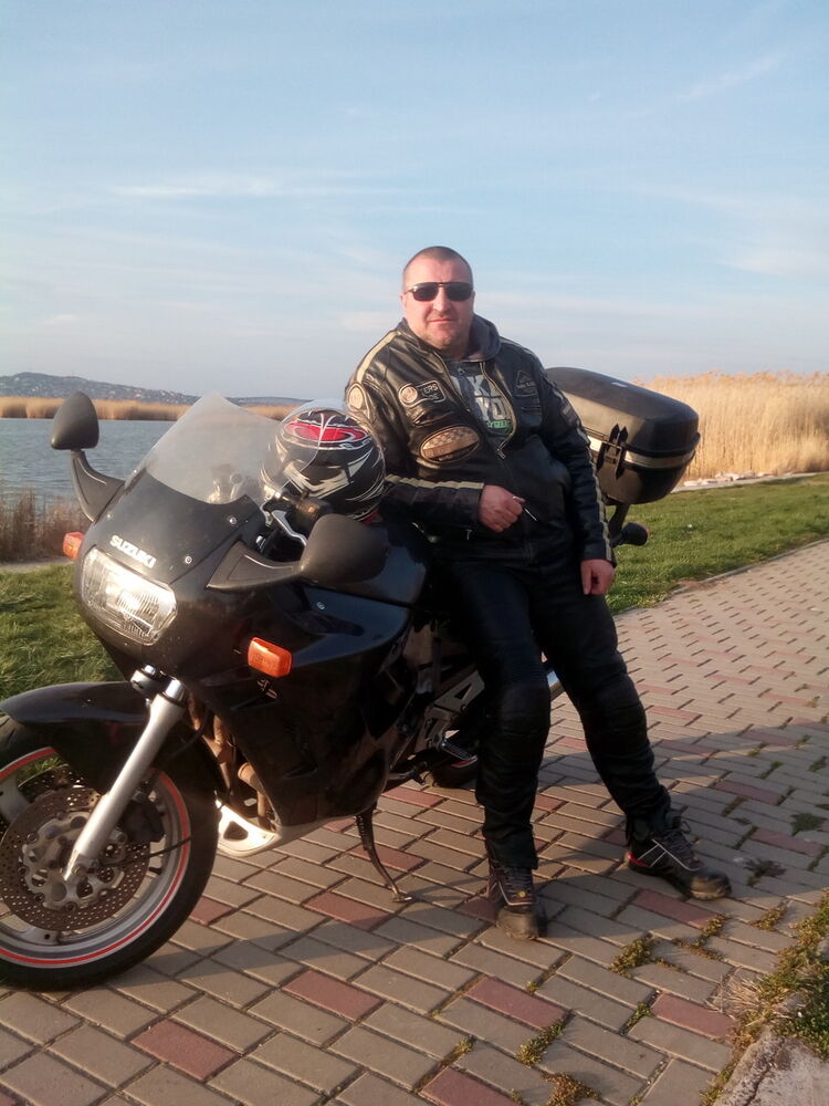  17709019  Karesz, 45 ,    