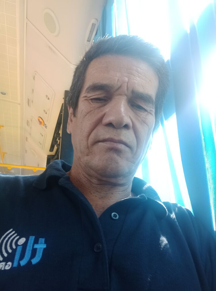  52821809  , 64 ,    